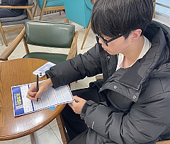 안경 안 써도 되어서 가장 좋습니다!